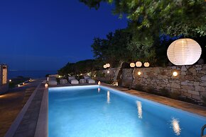 Amalgam Homes Paros Beachfront Villa