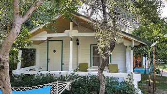 Bellerofon Hotel