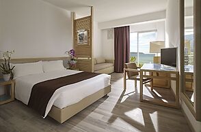 Hotel Baia Di Conte