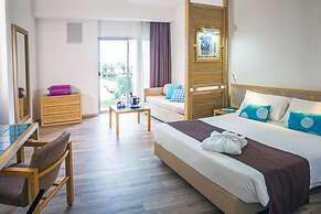 Hotel Baia Di Conte