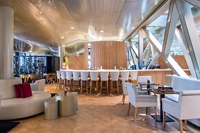 Monument Hotel