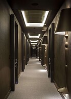 Monument Hotel