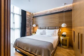 Monument Hotel