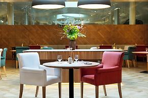 Monument Hotel