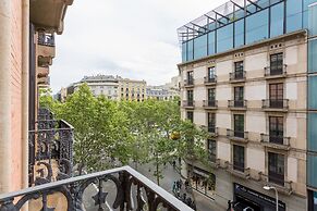 Monument Hotel