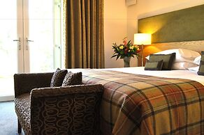 Craigmhor Lodge & Courtyard