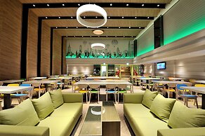 Green World Hotel Zhonghua