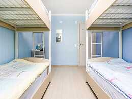 Beluga Guest House - Hostel