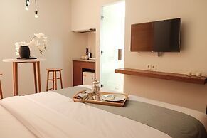 Flat06 Tendean