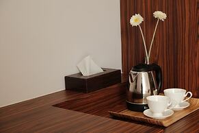 Flat06 Tendean
