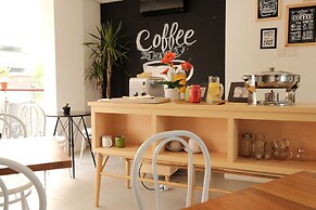 Flat06 Tendean