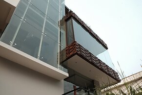 Flat06 Tendean