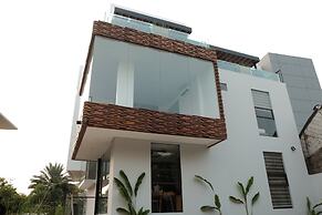 Flat06 Tendean