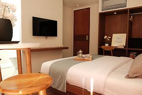 Flat06 Tendean