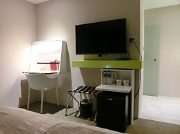 Travel Art Inn