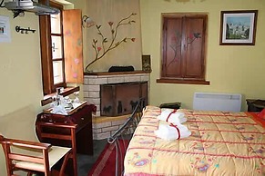 Nikolas Guesthouse