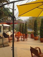 Baanklangdoi Resort