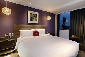 Shiny Ocean Hotel