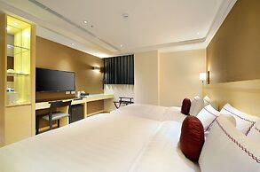 Shiny Ocean Hotel
