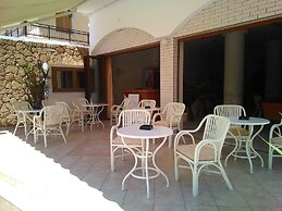 Arkadi Apartments by Checkin