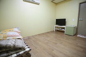 Dadam Guesthouse - Hostel