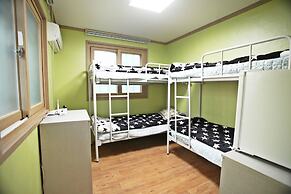 Dadam Guesthouse - Hostel