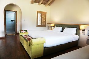Mela Garden Retreat Cottage