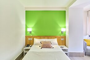 The Book Factory Hostel by gaiarooms