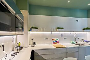 The Book Factory Hostel by gaiarooms