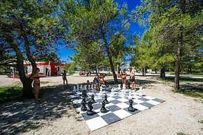 Zaton Holiday Resort Camping homes