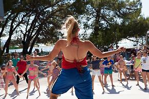 Zaton Holiday Resort Camping homes