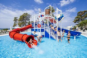 Zaton Holiday Resort Camping homes