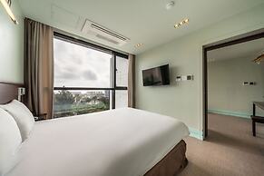Sunrise Hotel Jungmun