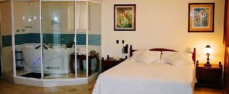 Hotel Ribera Del Rio Av 2N