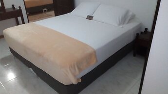 Hotel Ribera Del Rio Av 2N