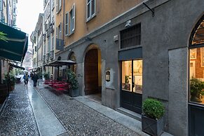 At Home - Brera