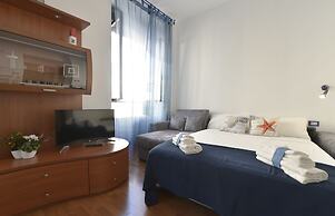At Home - P.ta Venezia C.so Buenos Aires