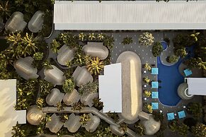 Sheraton Samoa Aggie Grey's Hotel & Bungalows