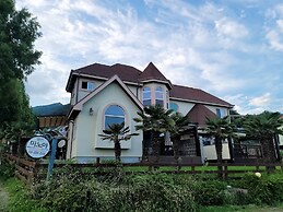 Pension Manoa