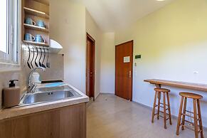Angela Hotel and Apartments
