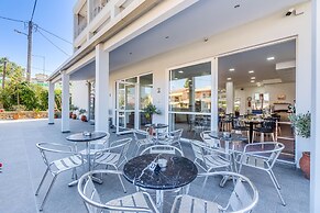 Angela Hotel and Apartments