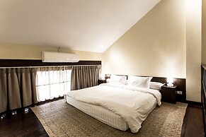ONCE (upon a time) Chiang Mai Boutique Home