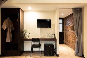 ONCE (upon a time) Chiang Mai Boutique Home