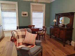Bishop's Gate Hotel