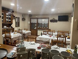 Hostal Escuils