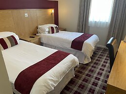 19th Hole Hotel