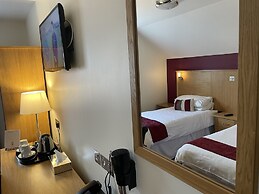 19th Hole Hotel