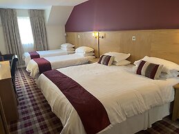 19th Hole Hotel