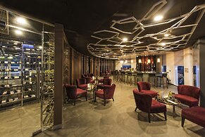 Novotel Suites Hanoi