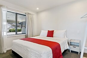 Acacia Lake View Motel